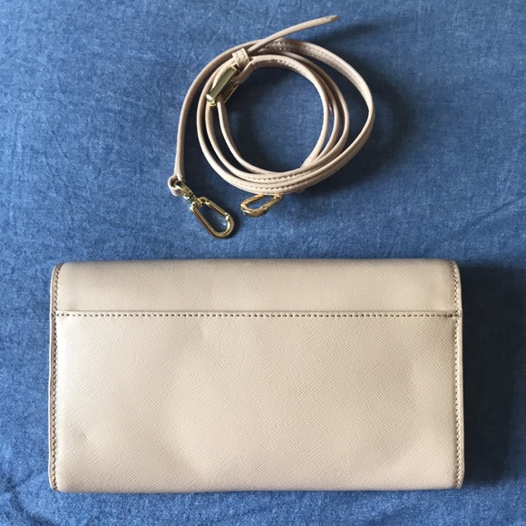 Tory Burch Wallet on Chain - Picture 3 of 15